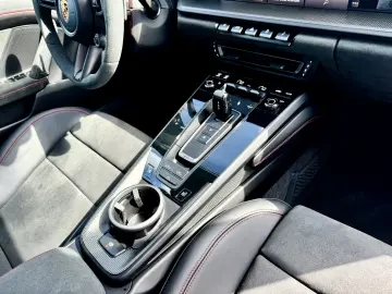 PORSCHE 992 CARRERA 4 GTS-CARBON-BOSE-LIFTS-1HD-360 -20´