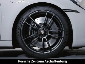 PORSCHE 911 Carrera 4 GTS Liftsystem BOSE Sportsitze