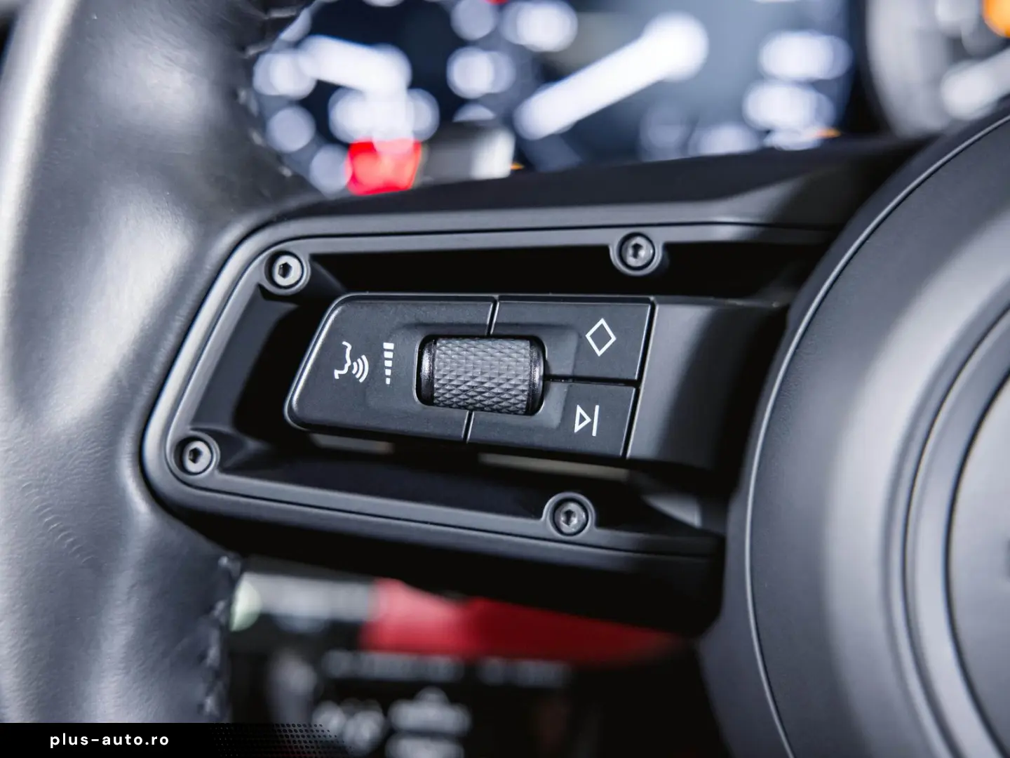 PORSCHE 911 Carrera 4 GTS Liftsystem BOSE Sportsitze