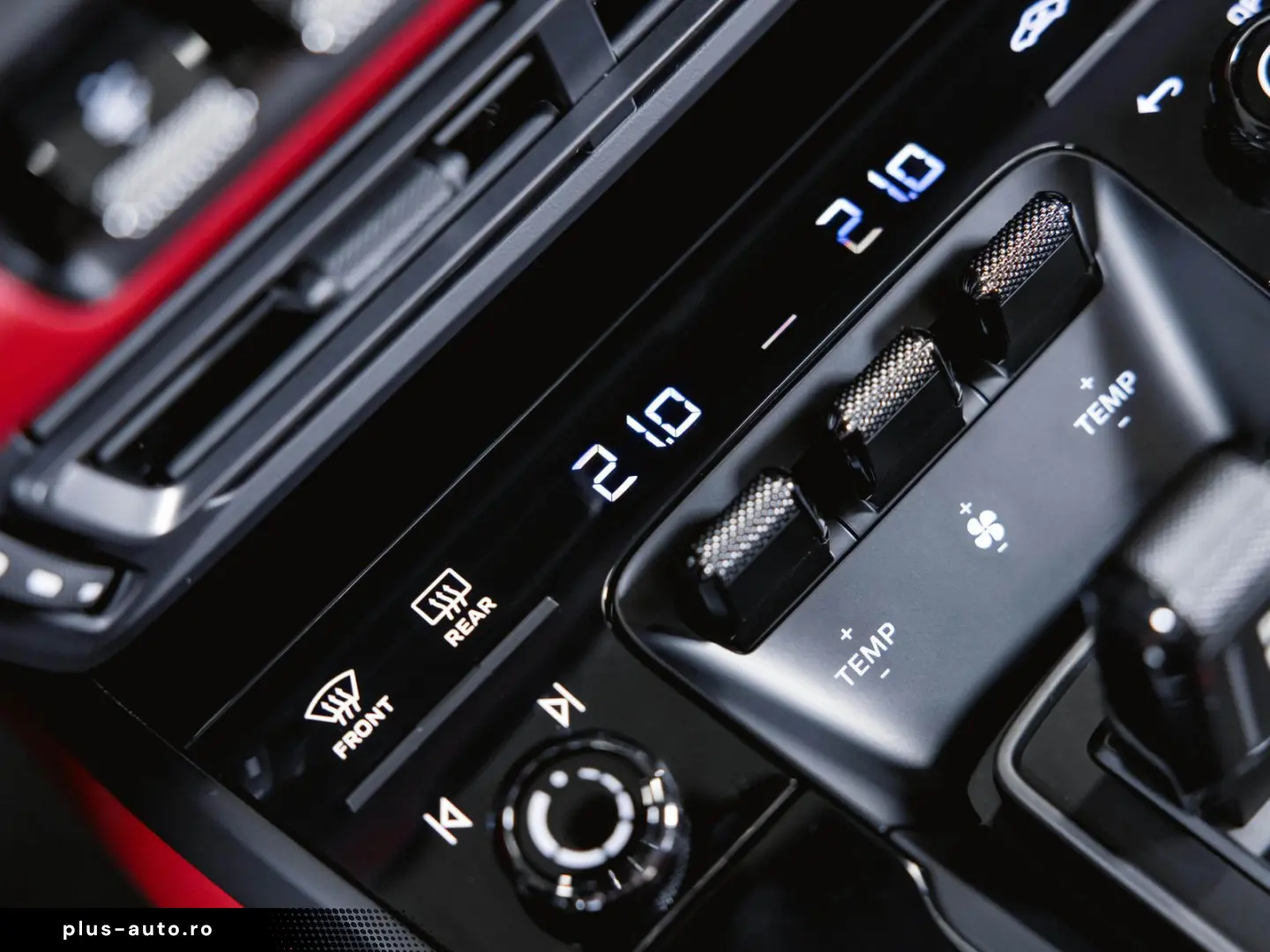PORSCHE 911 Carrera 4 GTS Liftsystem BOSE Sportsitze