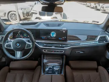 BMW X5 40d M SPORT.LUFT.SOFT.PANO.DR.ASS.360.H K.AHK