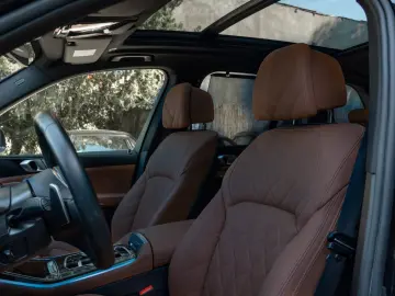 BMW X5 40d M SPORT.LUFT.SOFT.PANO.DR.ASS.360.H K.AHK