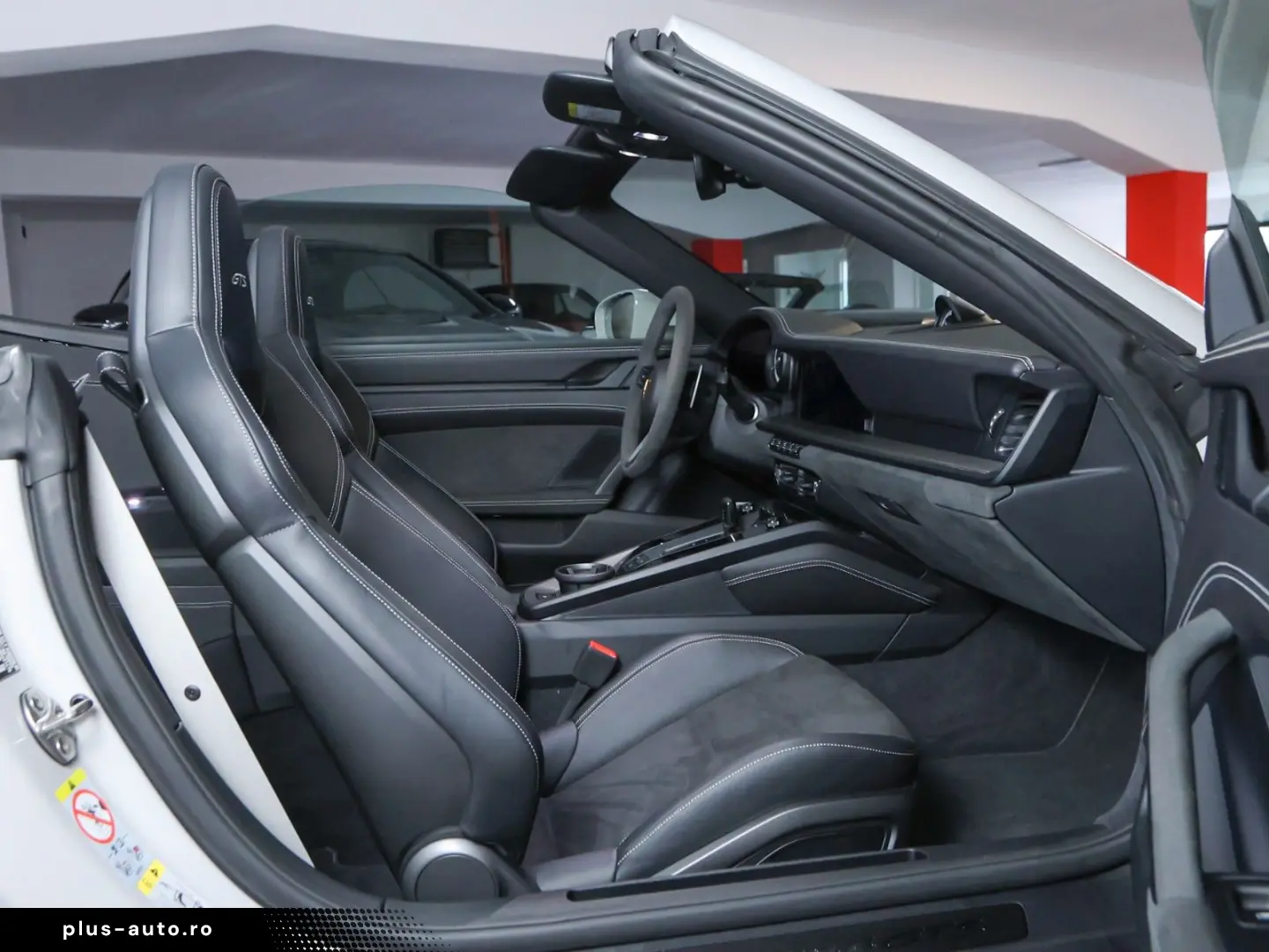 PORSCHE 992 Carrera 4 GTS  CARBON-LIFT-BOSE-APPROVED