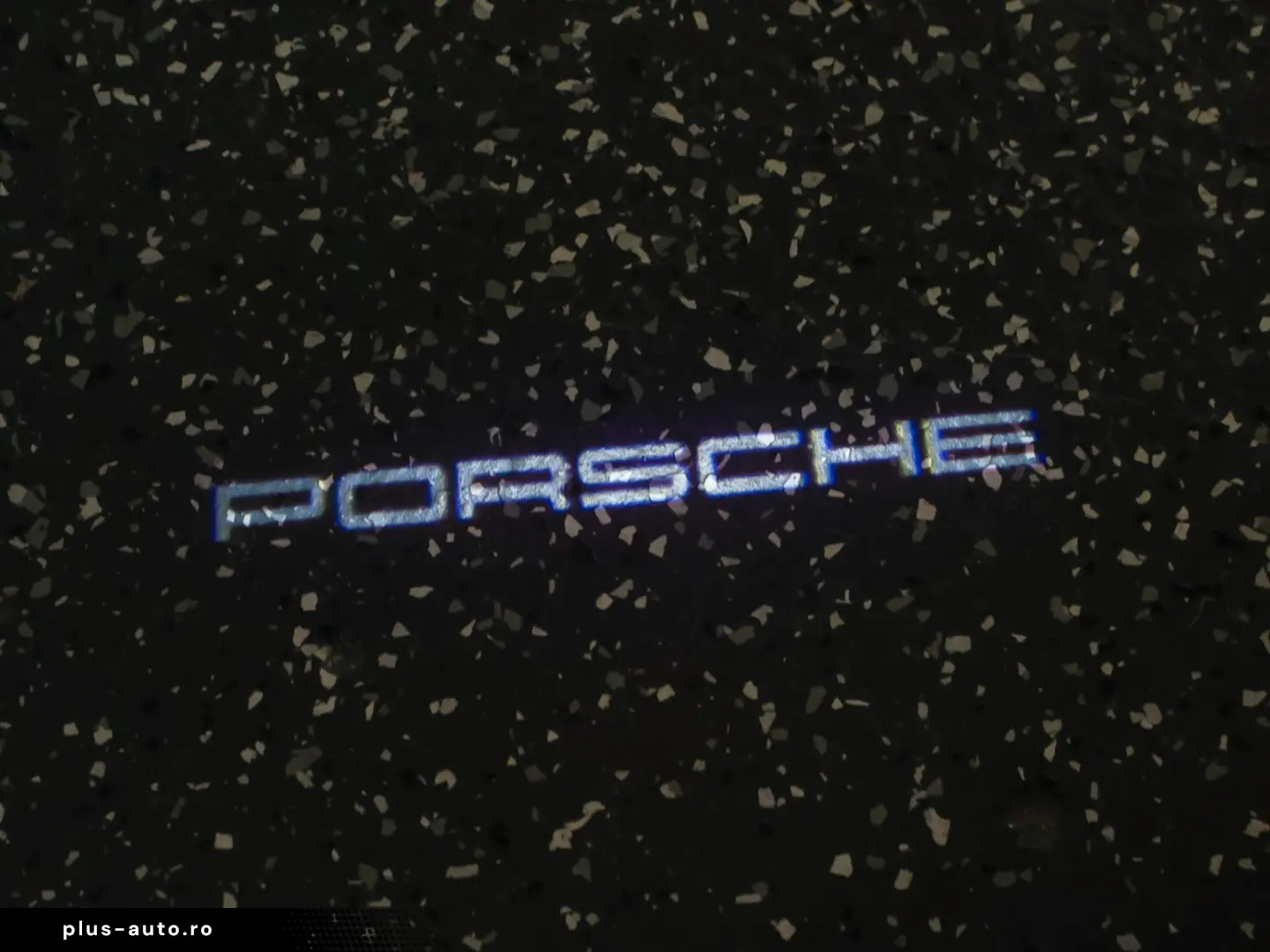PORSCHE 992 Carrera 4 GTS  CARBON-LIFT-BOSE-APPROVED