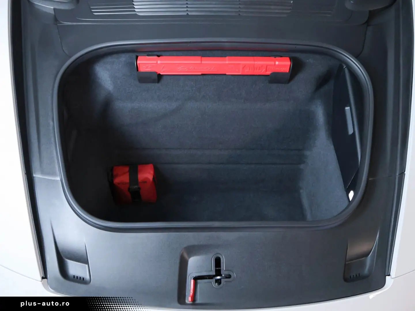 PORSCHE 992 Carrera 4 GTS  CARBON-LIFT-BOSE-APPROVED