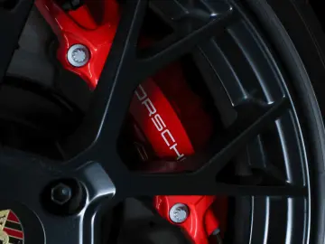 PORSCHE 992 Carrera 4 GTS  CARBON-LIFT-BOSE-APPROVED