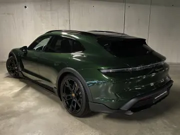 PORSCHE Taycan 4S Cross Turismo   Hinterachslenkung