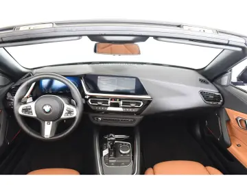 BMW Z4 sDrive 30 i M Sport Sitzheizung HiFi-Lautspre