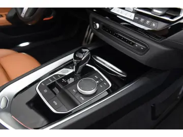 BMW Z4 sDrive 30 i M Sport Sitzheizung HiFi-Lautspre