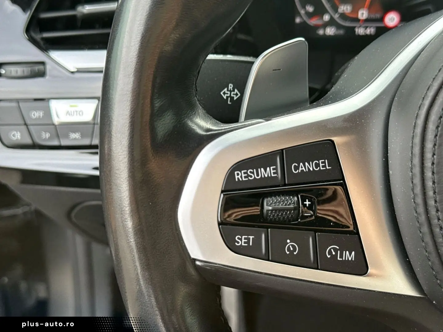 BMW Z4 Roadstar M40i Park-Assistent HUD AD Navi Lede