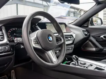 BMW Z4 40i FACEL. HUD LED W-LAN NAVI H K KAMERA SHZ