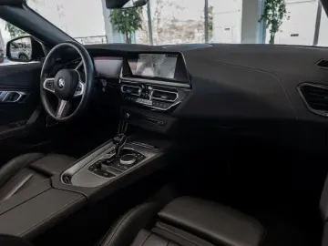BMW Z4 40i FACEL. HUD LED W-LAN NAVI H K KAMERA SHZ