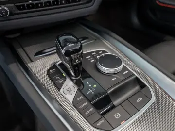 BMW Z4 40i FACEL. HUD LED W-LAN NAVI H K KAMERA SHZ