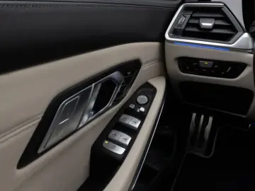 BMW M3 Competition xD Glasdach Laser 360 HUD H K DAB