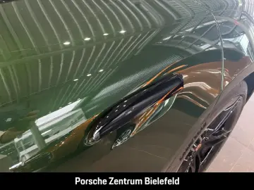 PORSCHE Taycan 4S Surround-View Panorama