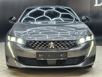 PEUGEOT 508 Hybrid 225 GT NAVI LED KAMERA ACC 18
