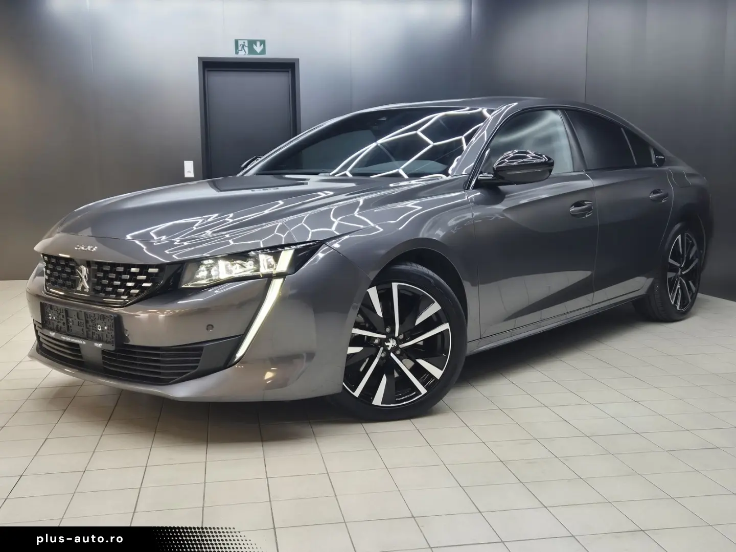 PEUGEOT 508 Hybrid 225 GT NAVI LED KAMERA ACC 18