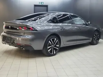 PEUGEOT 508 Hybrid 225 GT NAVI LED KAMERA ACC 18