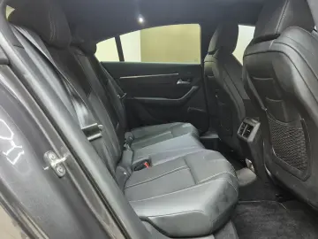 PEUGEOT 508 Hybrid 225 GT NAVI LED KAMERA ACC 18