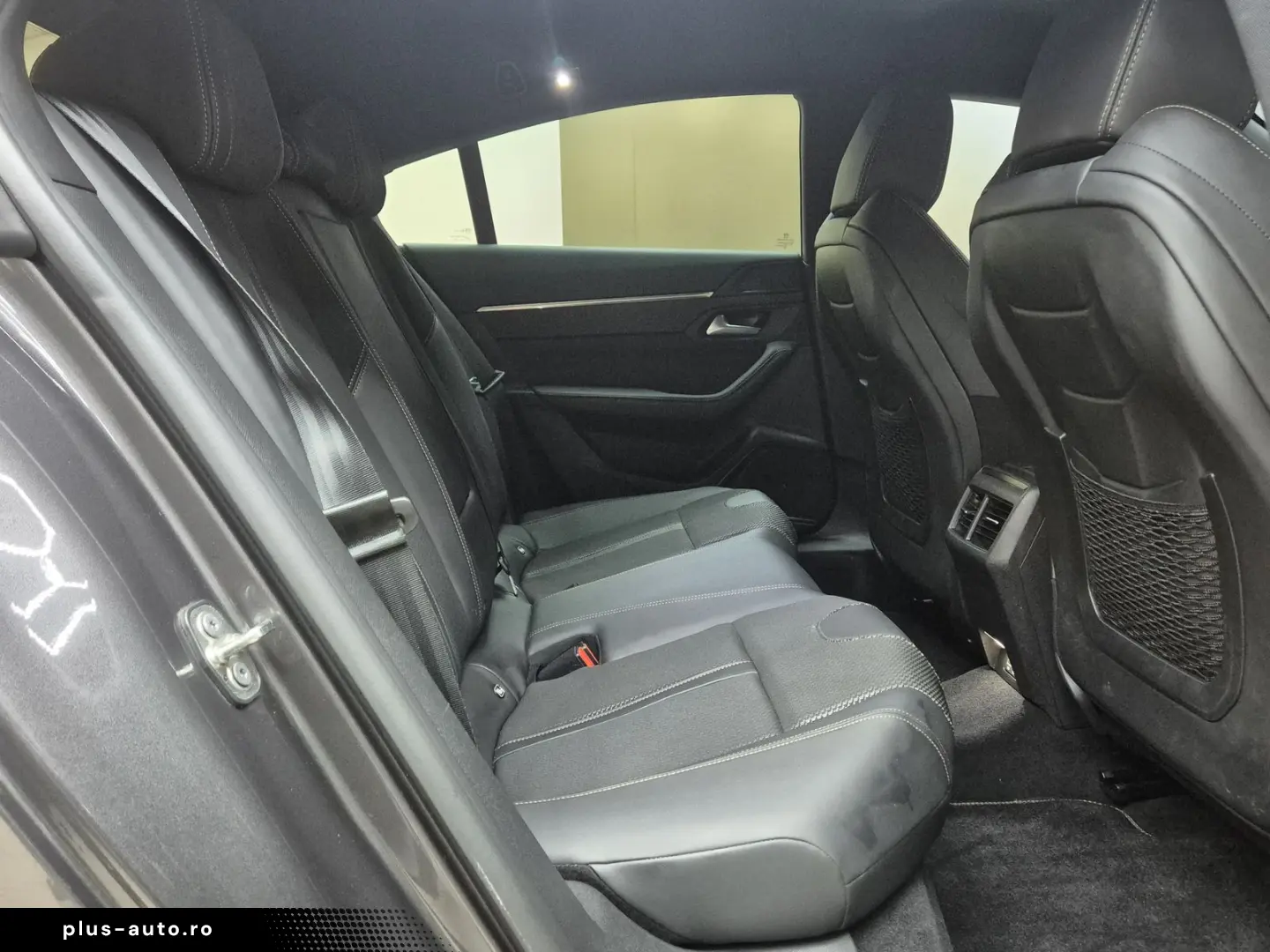 PEUGEOT 508 Hybrid 225 GT NAVI LED KAMERA ACC 18
