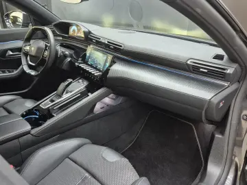 PEUGEOT 508 Hybrid 225 GT NAVI LED KAMERA ACC 18
