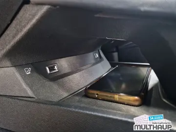 PEUGEOT 508 GT Plug-In Hybrid 225 E-EAT8 LED ACC