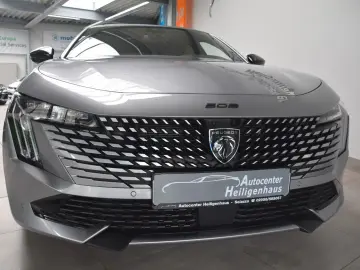 PEUGEOT 508 Hybrid Allure 8EAT LED Navi PanoKamera ACC