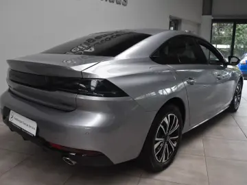 PEUGEOT 508 Hybrid Allure 8EAT LED PanoKamera ACC