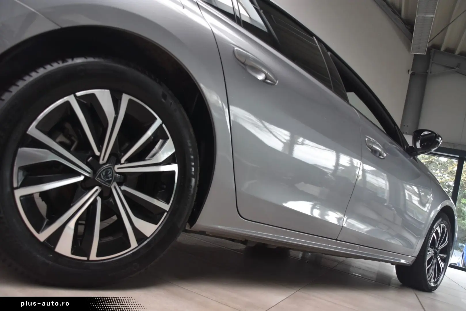 PEUGEOT 508 Hybrid Allure 8EAT LED PanoKamera ACC