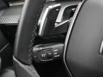 PEUGEOT 508 Hybrid Allure 8EAT LED PanoKamera ACC