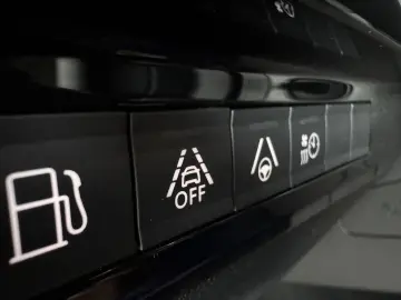 PEUGEOT 508 GT PHEV225 E-EAT