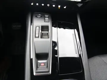 PEUGEOT 508 1.6e HYBRID Allure FULL-LED Stop&Go