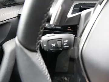 PEUGEOT 508 1.6e HYBRID Allure FULL-LED Stop&Go