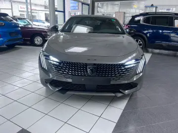 PEUGEOT 508 Hybrid 225 Allure