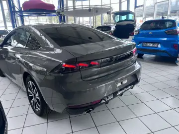 PEUGEOT 508 Hybrid 225 Allure