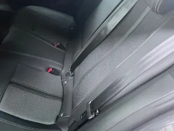 PEUGEOT 508 Hybrid 225 Allure