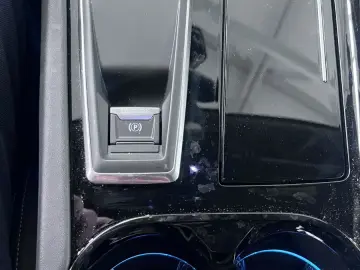 PEUGEOT 508 Hybrid 225 Allure