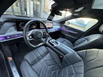 BMW 750e xDrive Massage Exc.Lounge Autobahnas. B&W