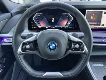 BMW 750e xDrive Massage Exc.Lounge Autobahnas. B&W