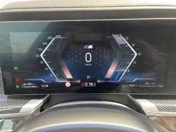 BMW 750e xDr M Sport Pro Fond-Entertainment Autobahn