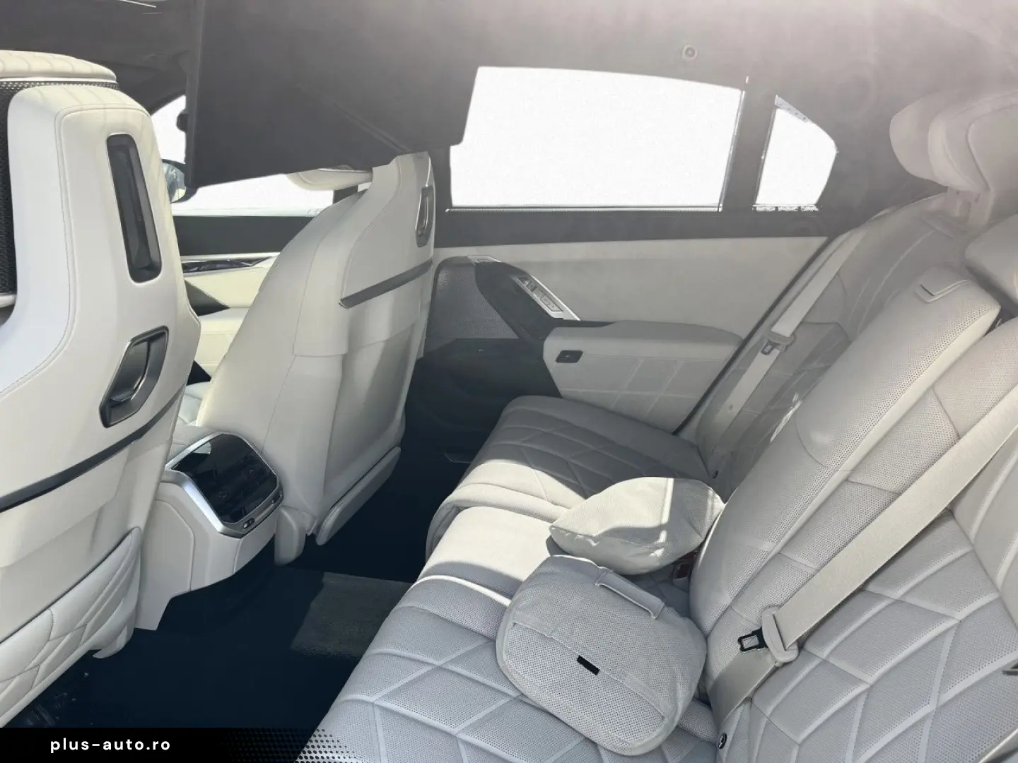 BMW 750e xDr M Sport Pro Fond-Entertainment Autobahn