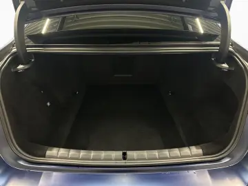 BMW 750e xDr M Sport Pro Fond-Entertainment Autobahn