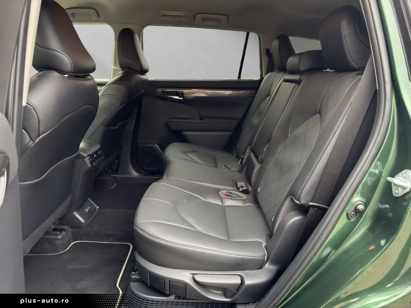 TOYOTA Highlander Hybrid Luxury 7 SITZER LEDER HuD JBL