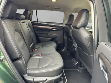 TOYOTA Highlander Hybrid Luxury 7 SITZER LEDER HuD JBL