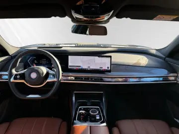 BMW 750e xDrive Lr. 1.079 - br. o.Anz. 48Mon 5`Km p.