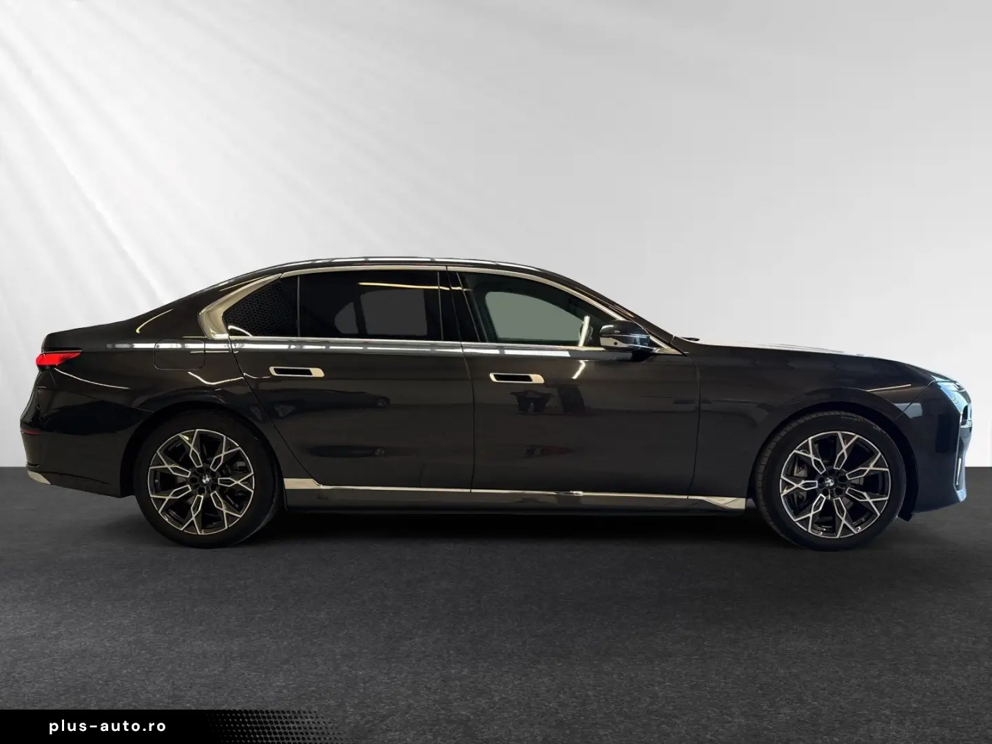 BMW 750e xDrive DA&PAProf. Autobahnass. Massage