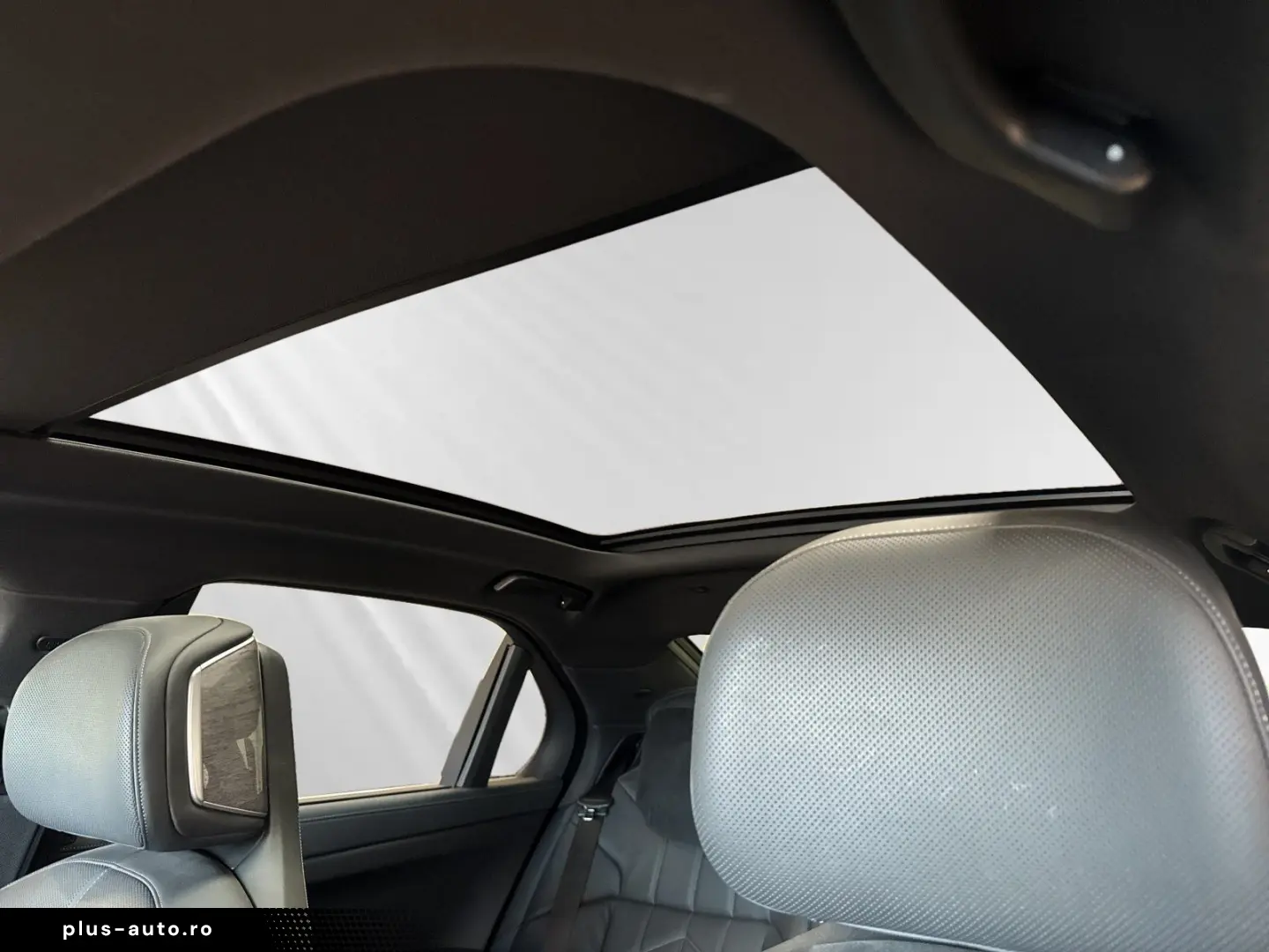 BMW 750e xDrive DA&PAProf. Autobahnass. Massage