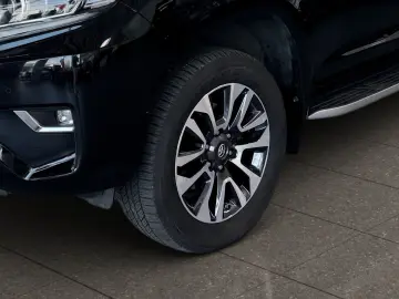 TOYOTA Land Cruiser 2.8 D4-D Executive Kam. KlimaA LED