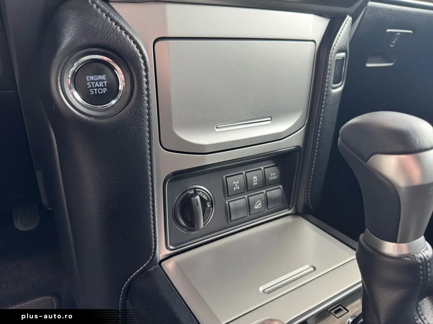 TOYOTA Land Cruiser 2.8 D4-D Executive Kam. KlimaA LED