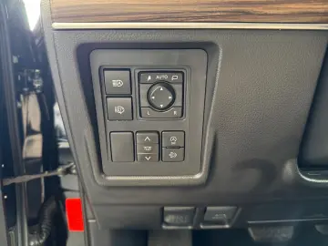 TOYOTA Land Cruiser 2.8 D4-D Executive Kam. KlimaA LED